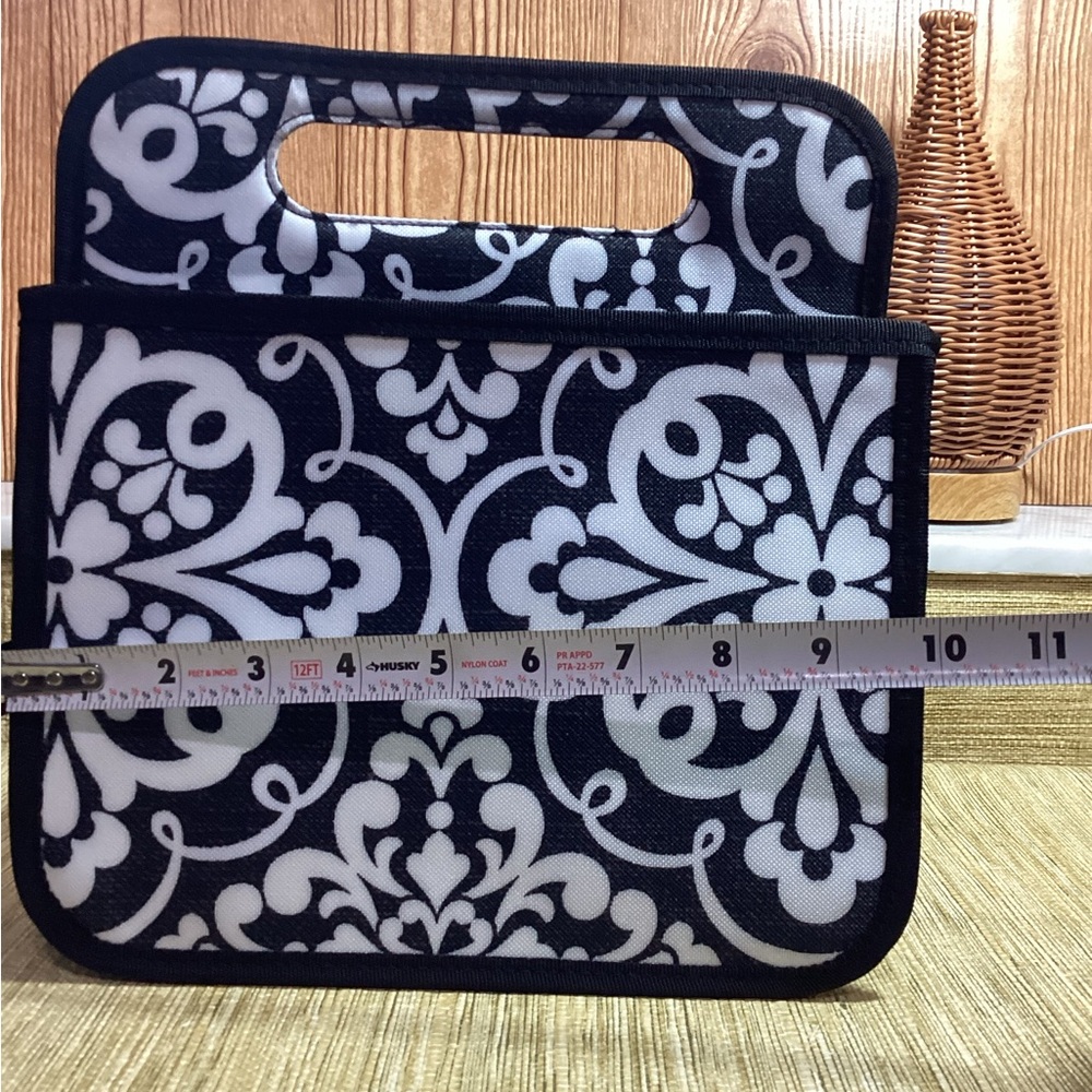Thirty-One Classic Black Tote - Picture 5 of 9